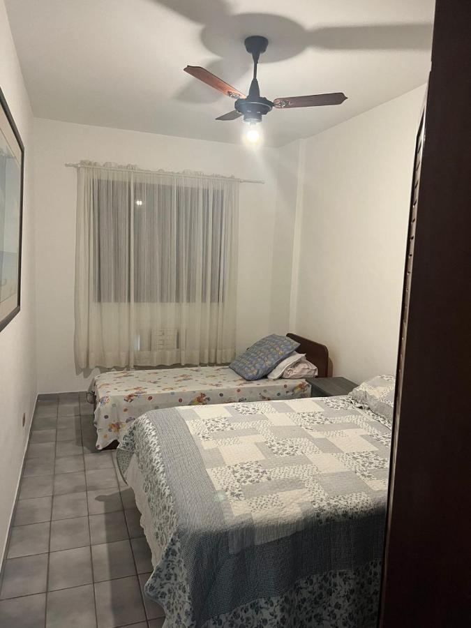 Apartamento com Varanda